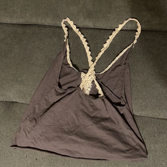 Gray Tank-top with Crossed Back Straps - Picture 2 of 3
